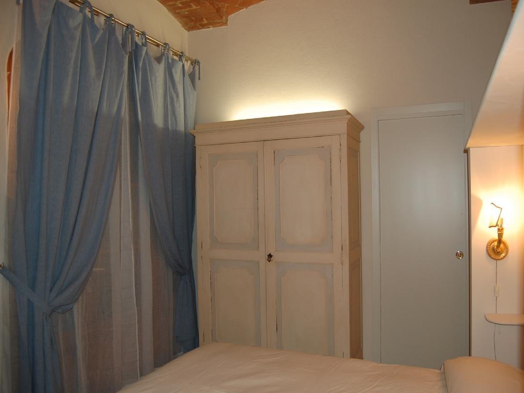 Monolocale A Buonconvento Apartment Ruang foto